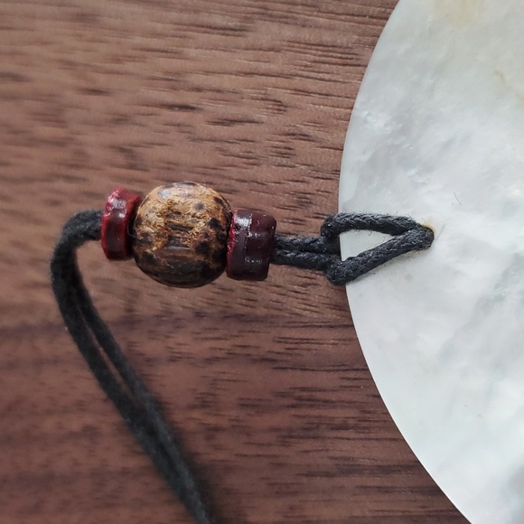 Seashell Necklace - Picture 5 of 8